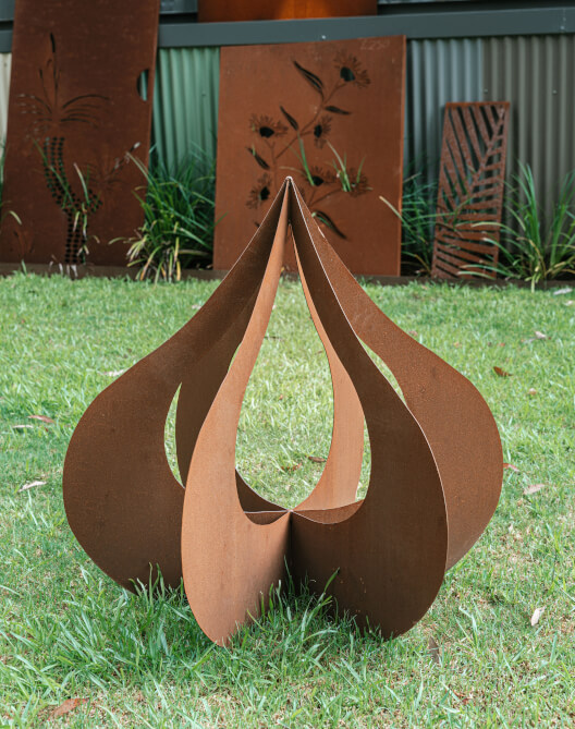 <b>Wall &amp; Garden Art</b>